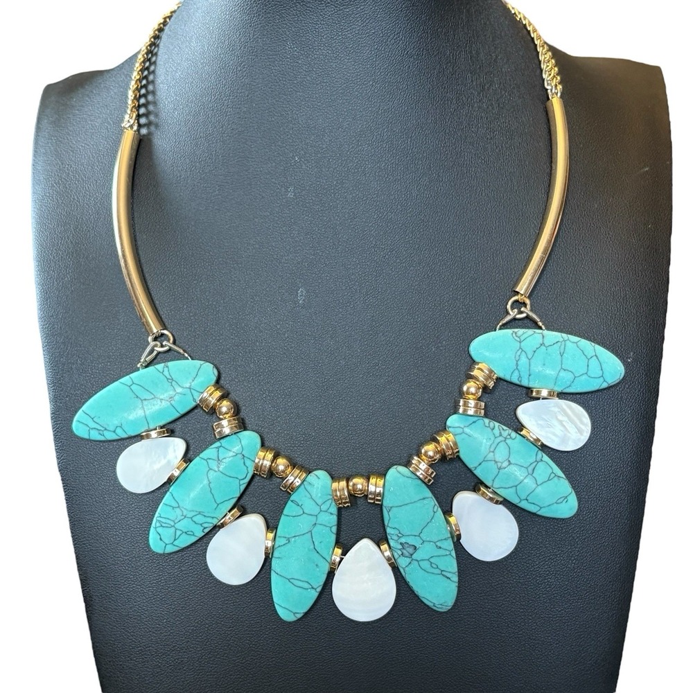 Talbots Necklace‎ Faux Turquoise & Mother of Pearl Gold Tone Drop Collar Acrylic